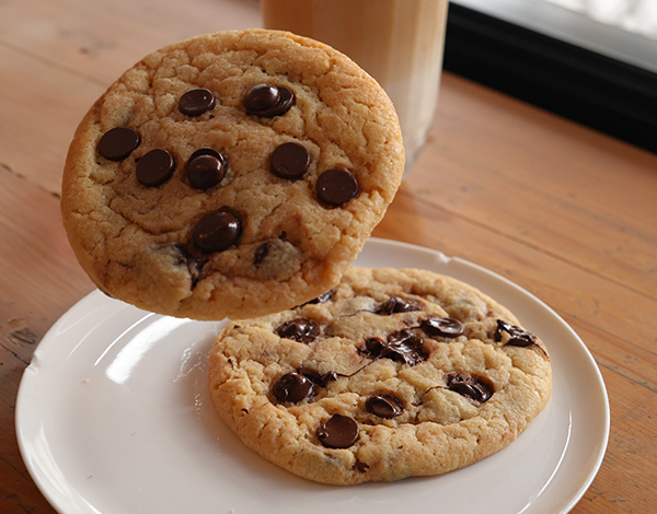 Çikolata Parçacıklı Cookie